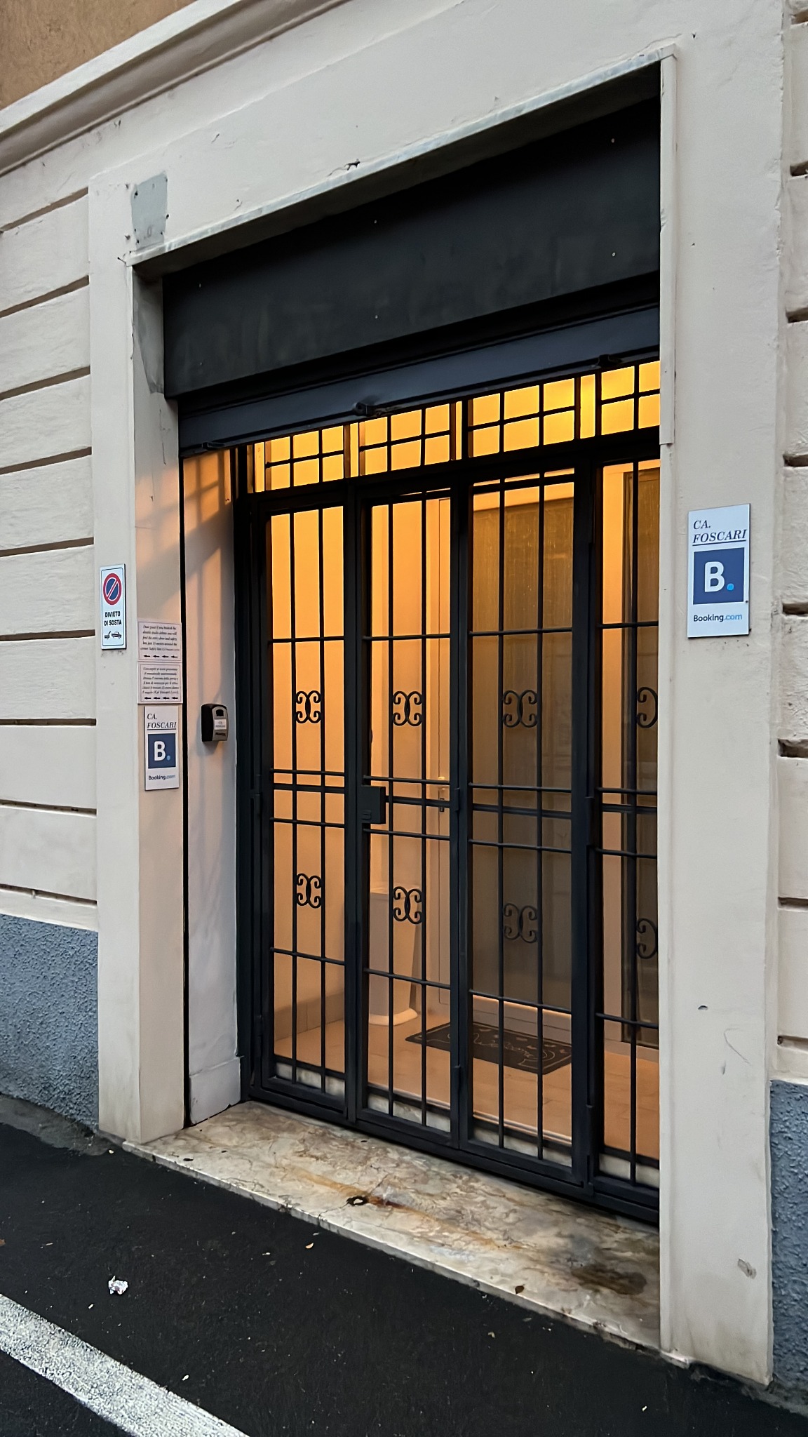 Ingresso Ca.Foscari da Via Caldera 140
